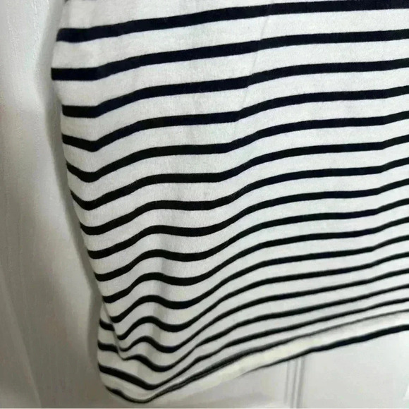 H&M  Mama Maternity Shirt Striped White & Black Size Medium - Picture 16 of 16